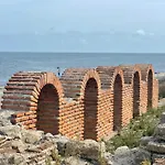 Sunny Plaza 100 M Sea Sunny Beach