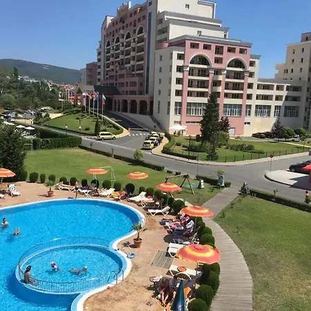 Sunny Plaza 100 M Sea * Slantchev Briag