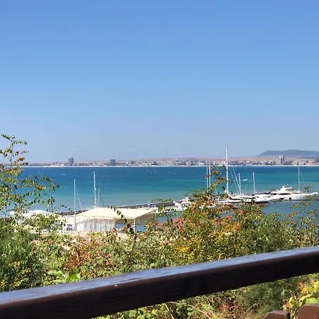 Sunny Plaza 100 M Sea * Slantchev Briag