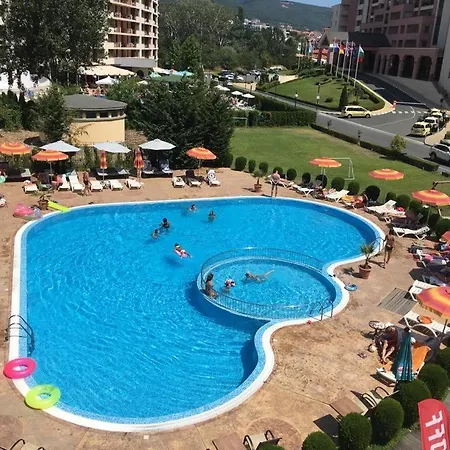 Апартаменты Sunny Plaza 100 M Sea
