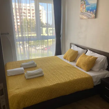 Апартаменты Sunny Plaza 100 M Sea